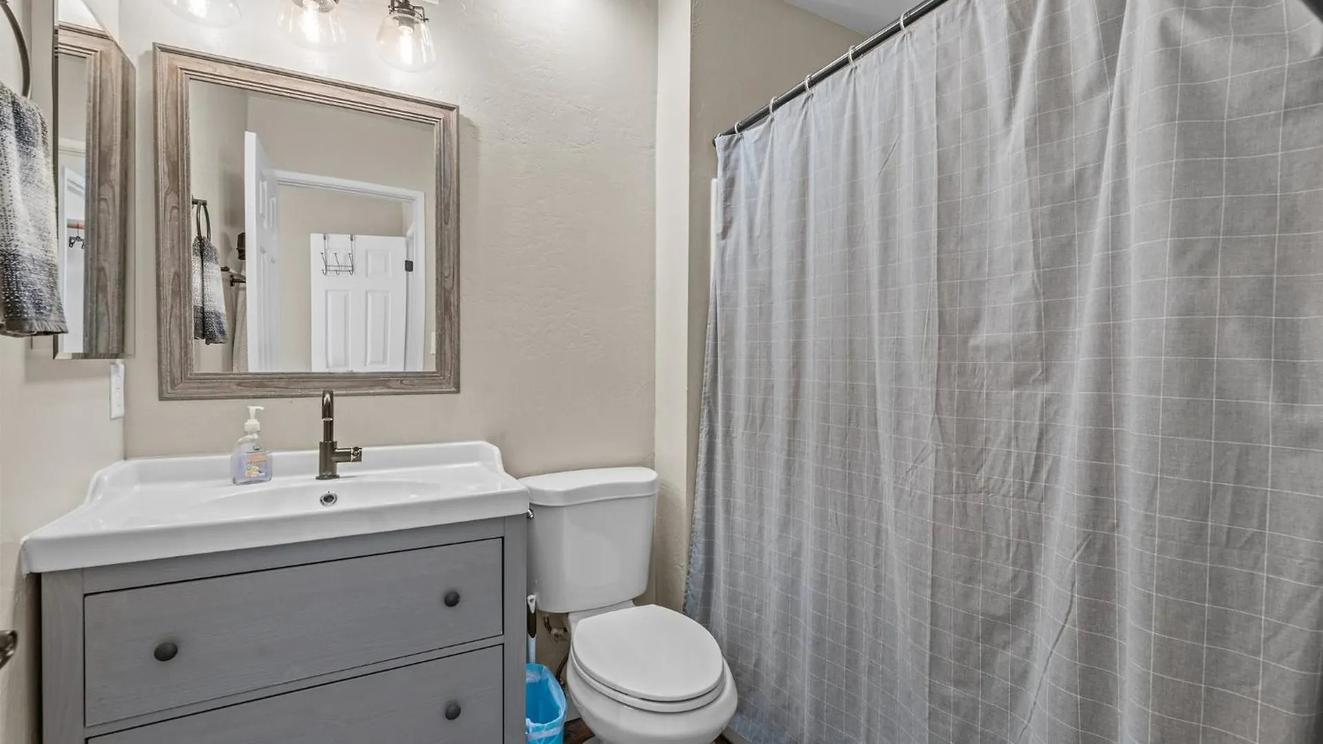 Snug 2Br Condo W Pool, Patio, Wd Near Old Town Scottsdale